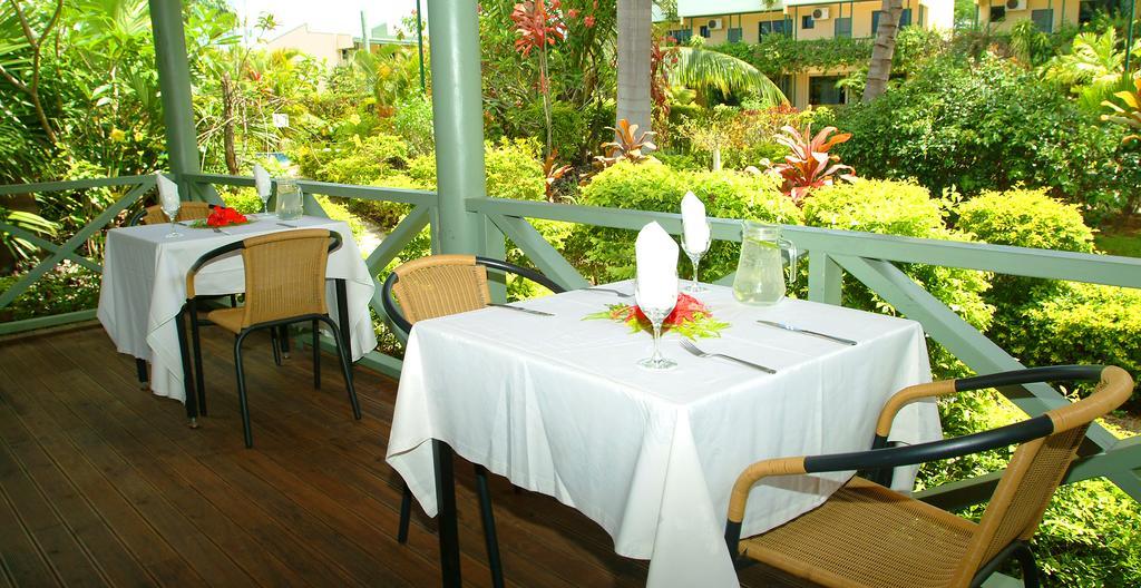 Grand West Villas Nadi Exterior foto